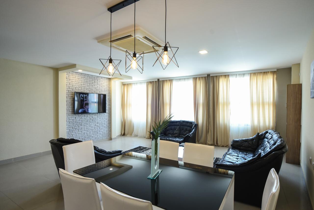 City Center Apartments ปิโรต์ ภายนอก รูปภาพ