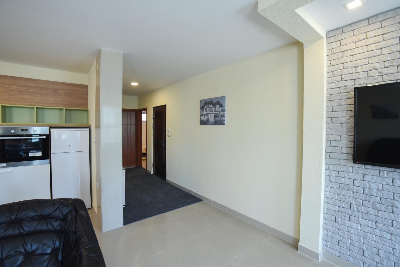 City Center Apartments ปิโรต์ ภายนอก รูปภาพ
